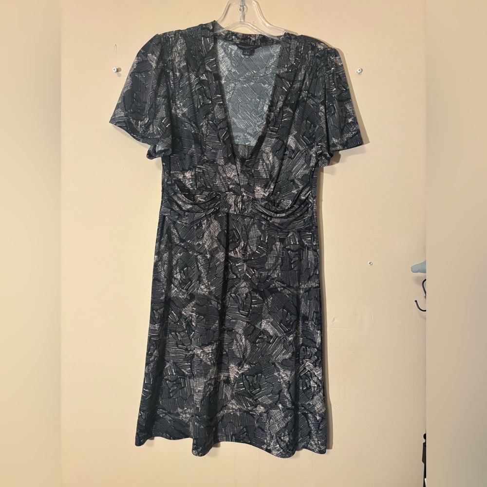 Banana Republic Black and Gray Midi Dress